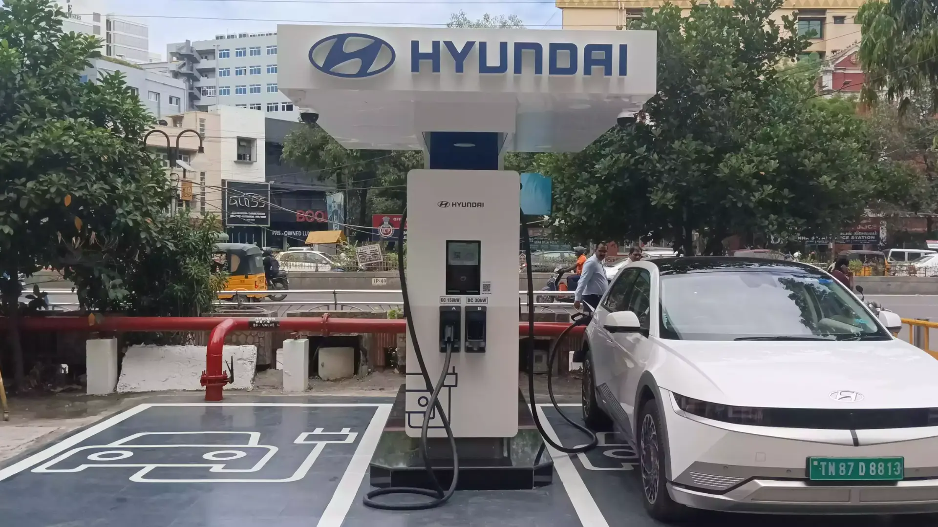 Hyundai Plans For EV Charging Expansion, Aims To Install 600 EV Fast Charging Stations By 2030