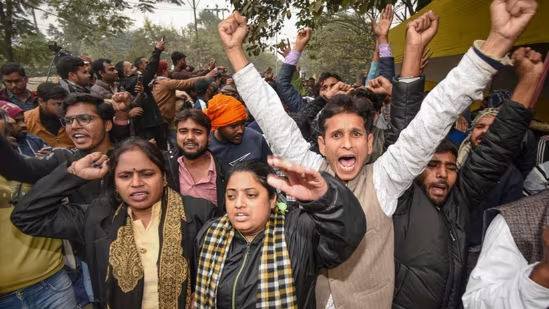 Bihar Students Protest: Prashant Kishor Joins At Gandhi Maidaan, Patna