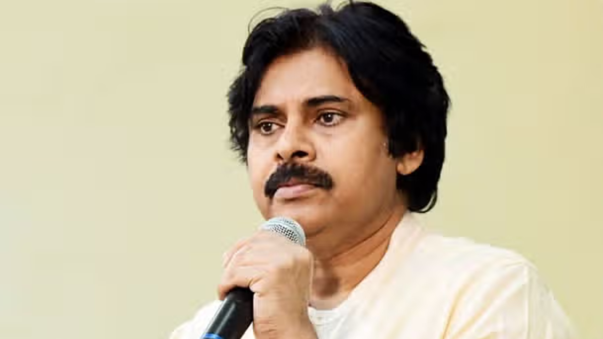 Pawan Kalyan Suggest Ways To Deal With Allu Arjun’s Case