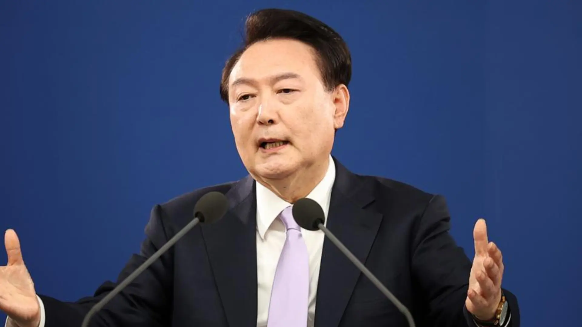 Where Is Yoon Suk Yeol’s Office Located? South Korean President’s Office Raided Over Martial Law