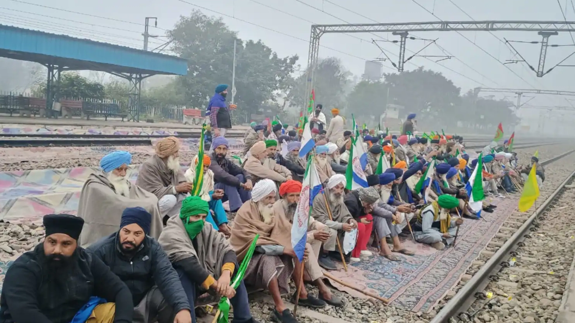 Protesting Farmers Call ‘Punjab Bandh’ To Demand MSP Guarantee; Traffic Hit, Rail Services Disrupted