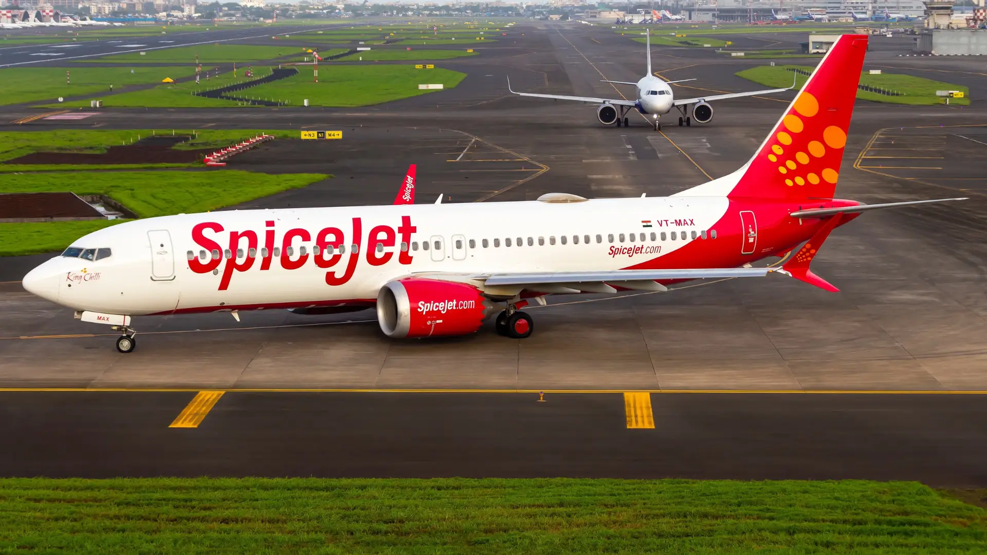 2 Different Spicejet Flights Diverted ‘Mid-Air’ Following Technical Glitches