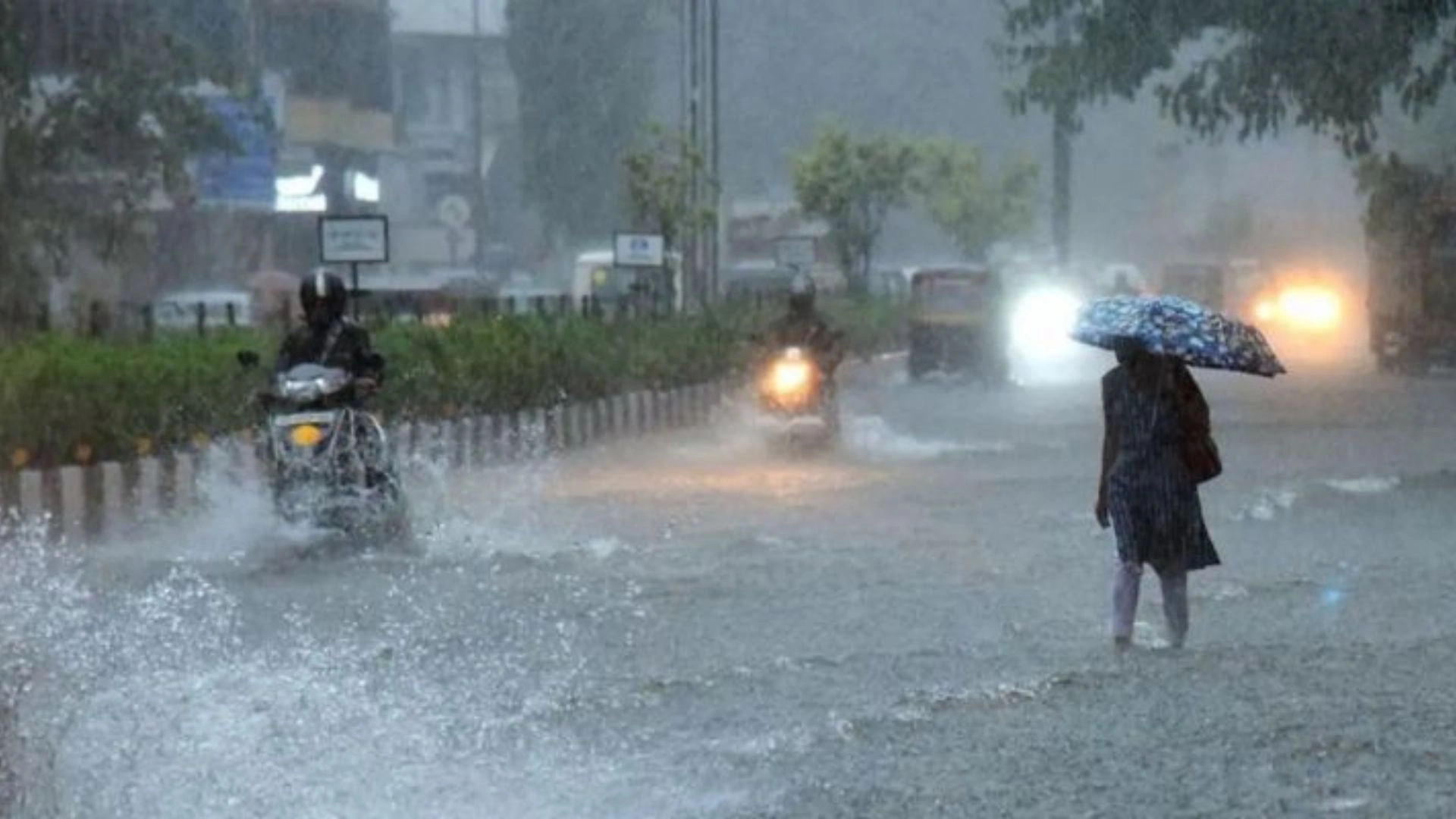 Delhi-NCR Weather Alert: Heavy Rain And Chilly Cold Expected This Week