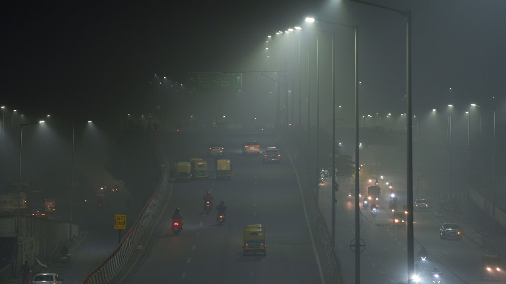 Dense Fog Morning, Zero Visibility At Delhi’s IGI Airport