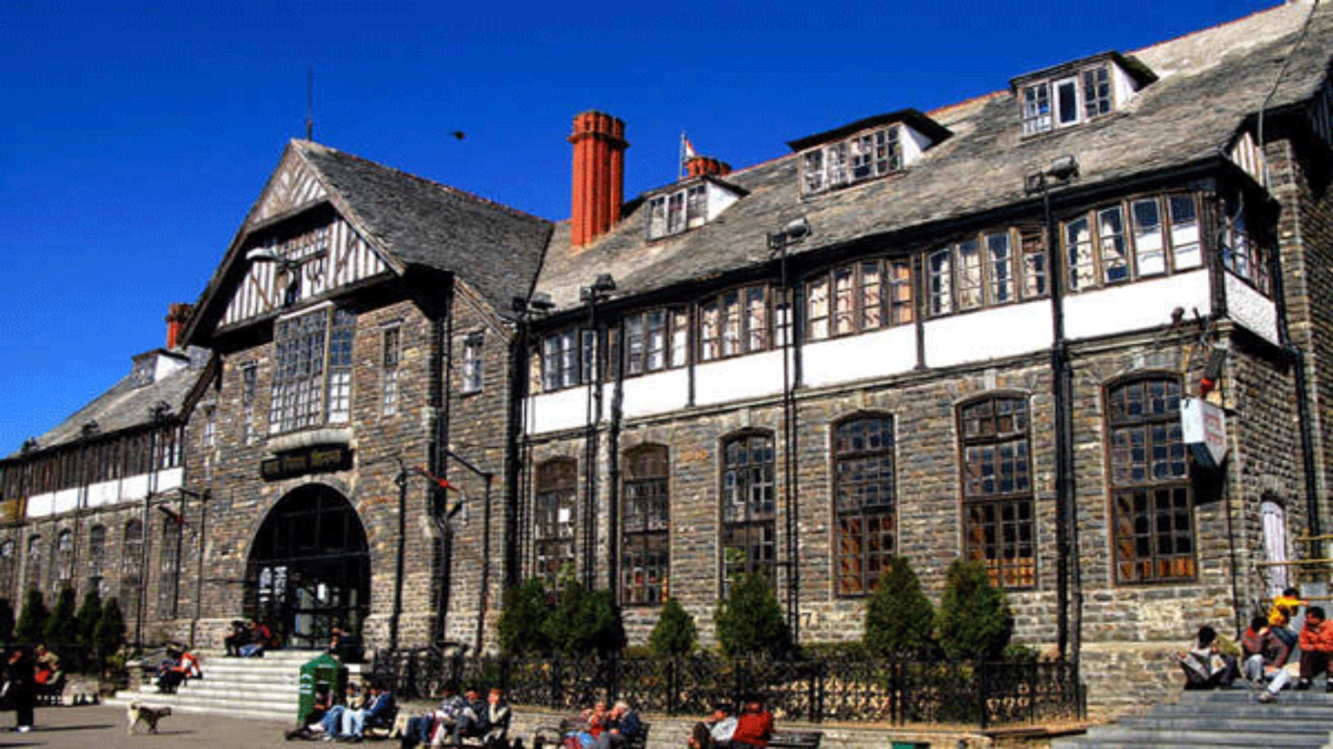 High-End Cafe To Add Gltiz To Shimla’s Iconic British-Era Town Hall