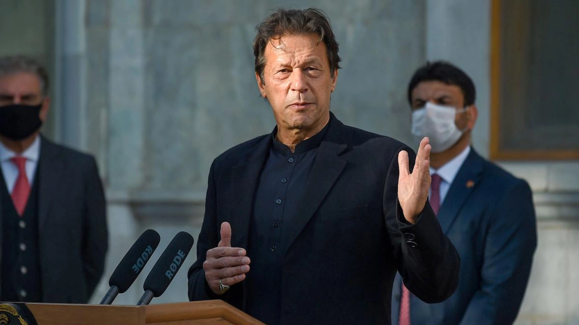 Imran Khan calls off negotiations with Pakistani government on judicial commissions after ultimatum expires