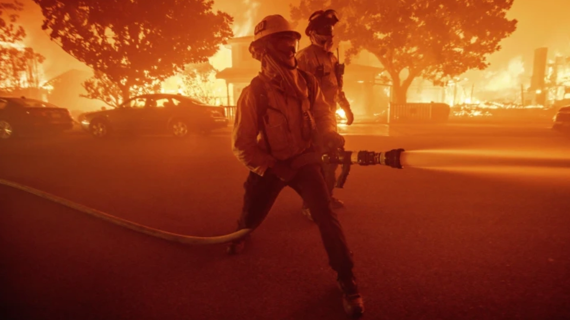 LA Wildfires Update: Death Toll Rises To 24 As Massive Blazes Continue To Wreak Havoc Spanning 38,000 Acres