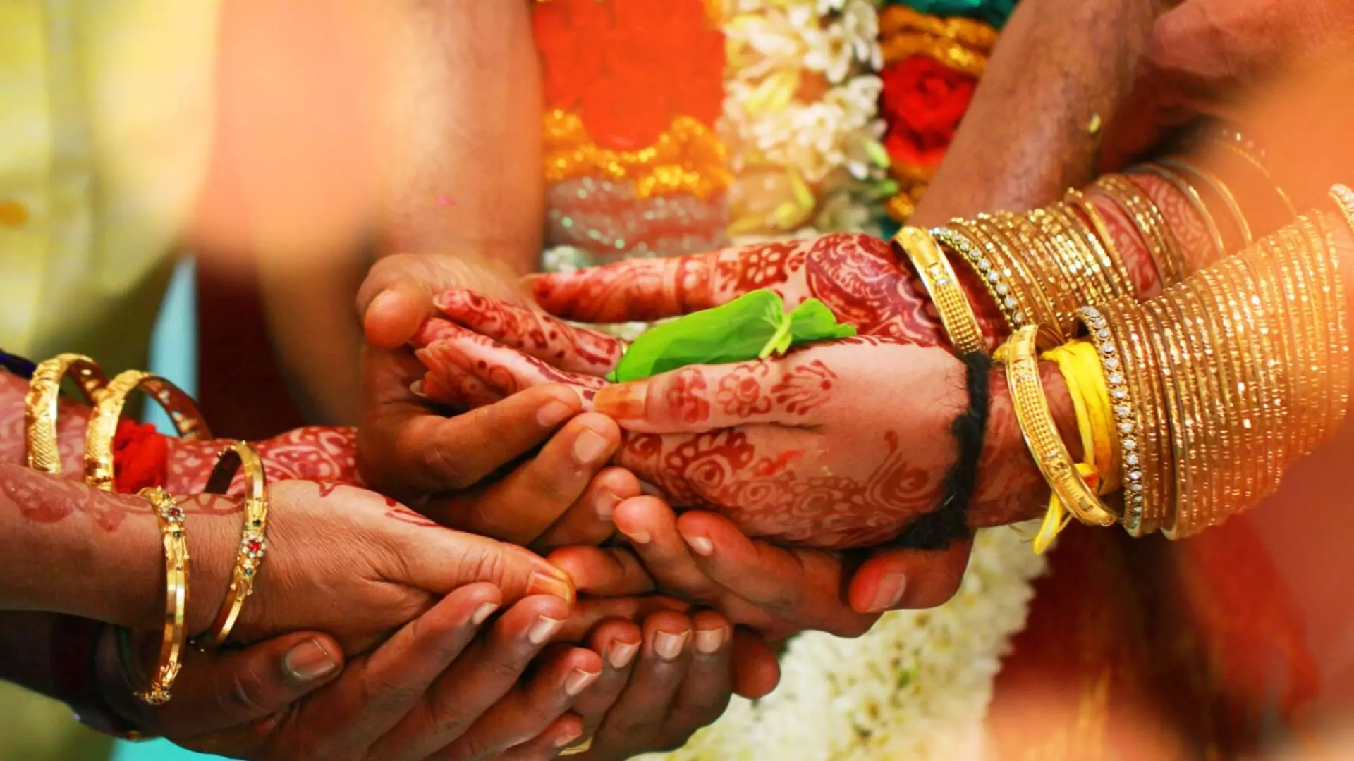 Reddit User Shares Family’s Heartbreaking Struggles Amid Financial and Health Crises After Taking Loans Of ₹15 Lakh For His Sister’s Wedding