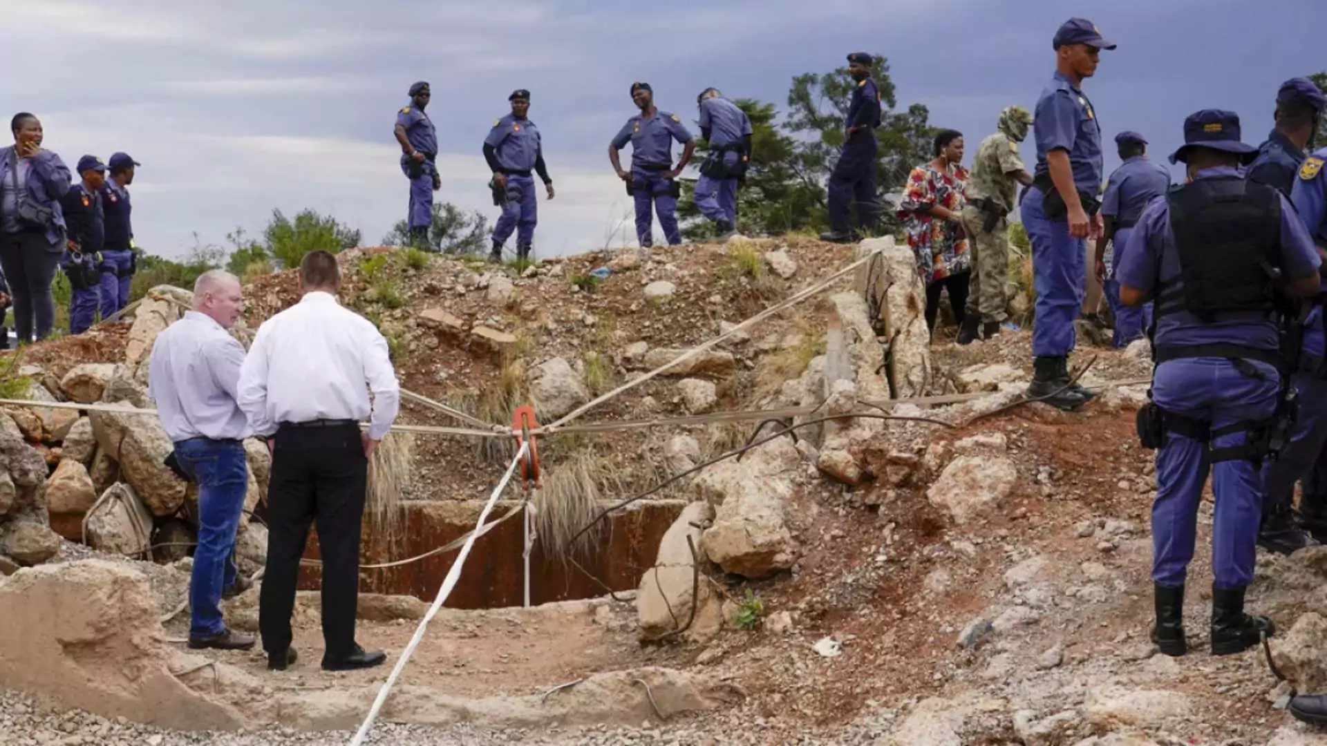 Hunger, Dehydration Kills Over 100 Miners in South Africa’s Stilfontein Gold Mine After Authorities Cut Off Supplies