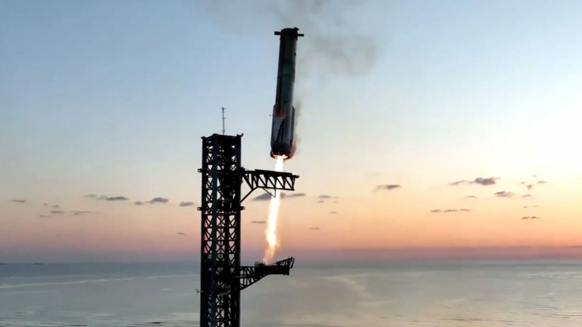 SpaceX Successfully Executes Second ‘Chopsticks’ Catch While Starship Explodes In Mid-Flight