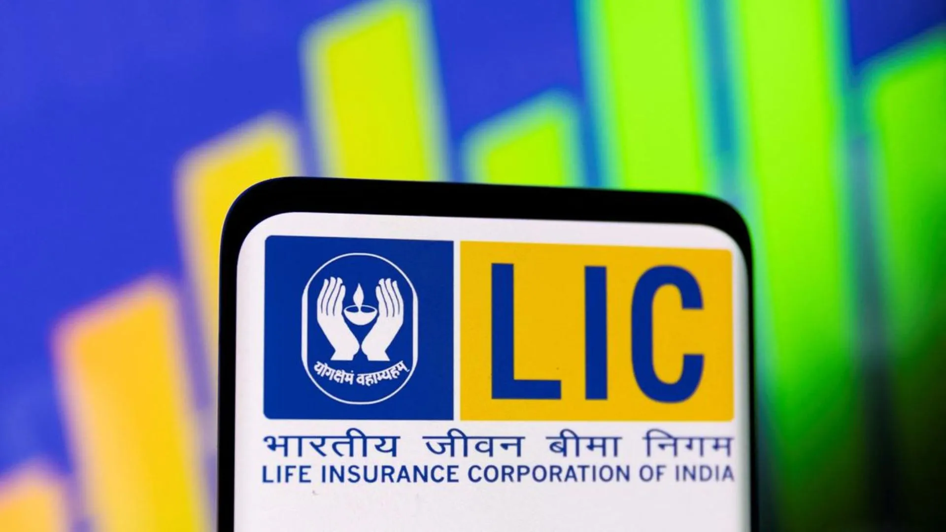 Government Plans 2-3% LIC Stake Sale To Meet Public Shareholding Norms By 2027