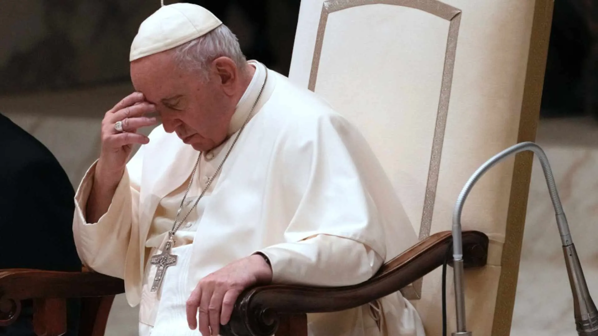 What Is Double Pneumonia, The Lung Infection Pope Francis Has Been Battling?